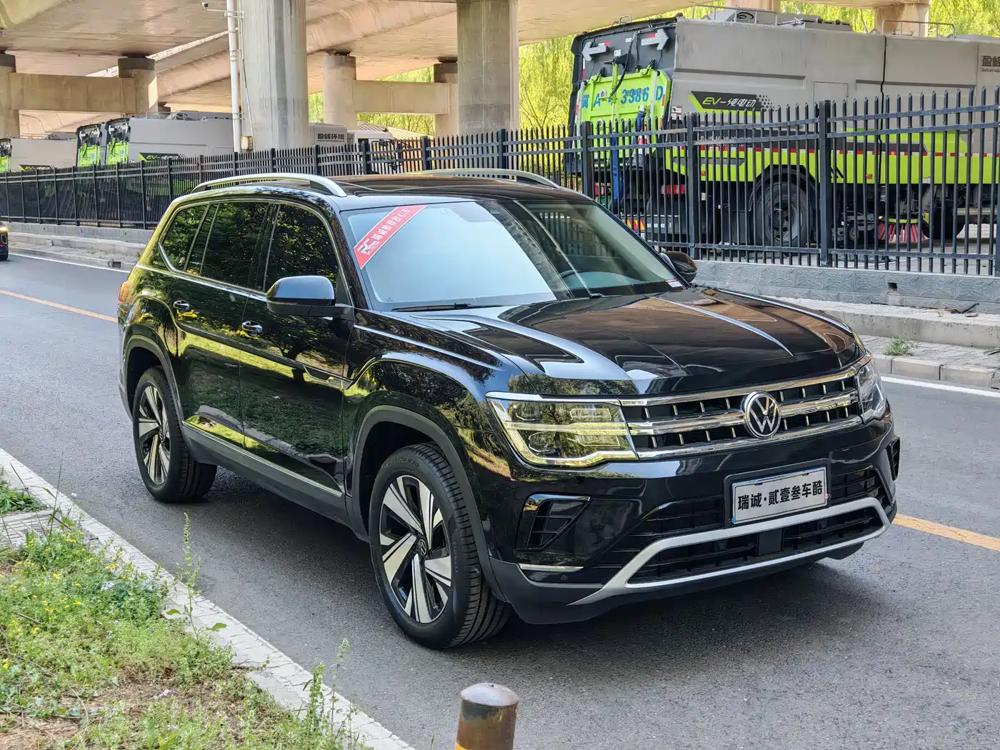 Volkswagen Teramont 2022 380TSI 4MOTION Premium Luxury фото 3