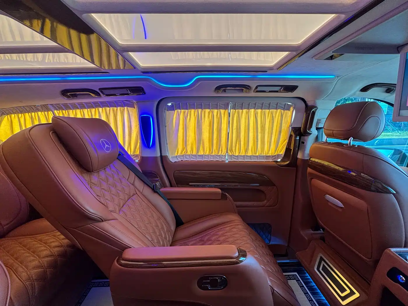 Mercedes-Benz Vito 2020 2.0T Business Edition (7-seater) фото 18