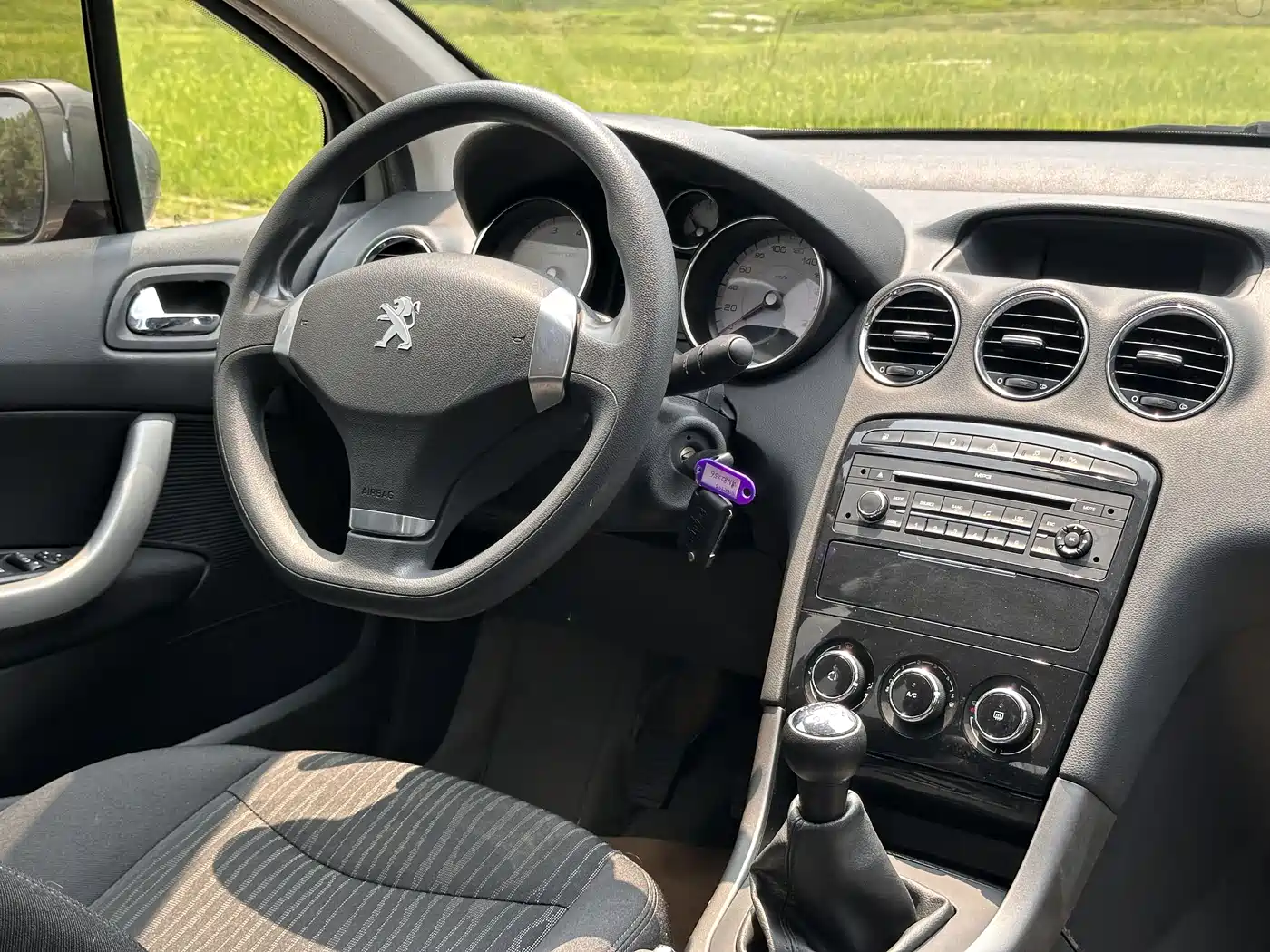Photo 14 - Peugeot 408