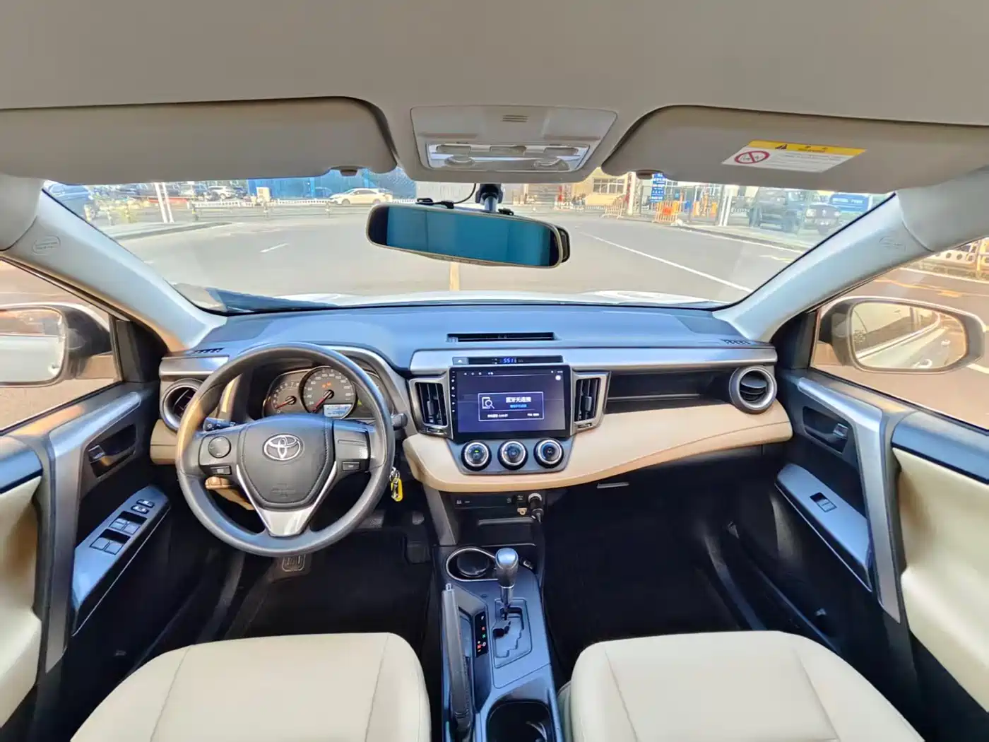 Toyota RAV4 Rongfang 2018 2.0L CVT 2WD Trend X Edition фото 5