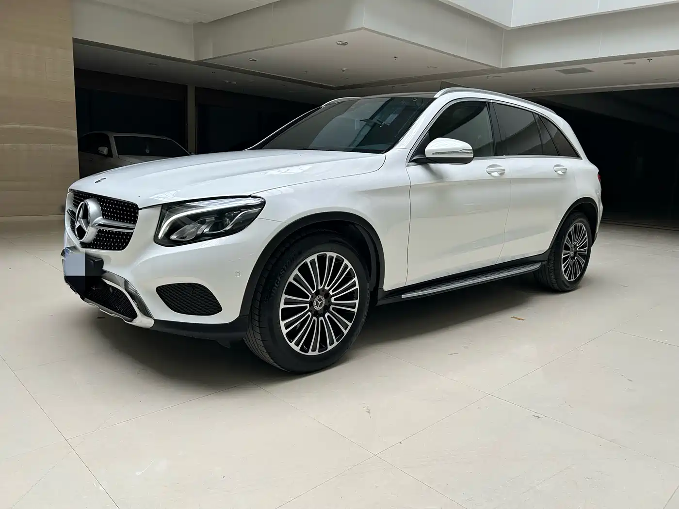 Mercedes-Benz GLC 2019 Model GLC 200 L 4MATIC