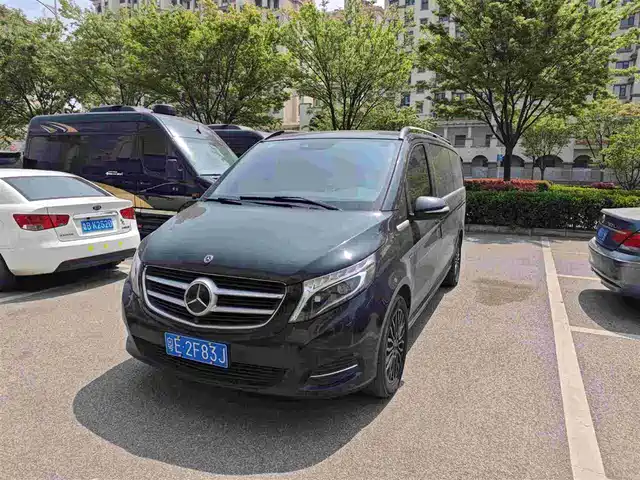 MERCEDES-BENZ V CLASS