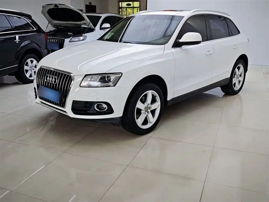 Audi Q5 2015 40 TFSI Comfort фото 2