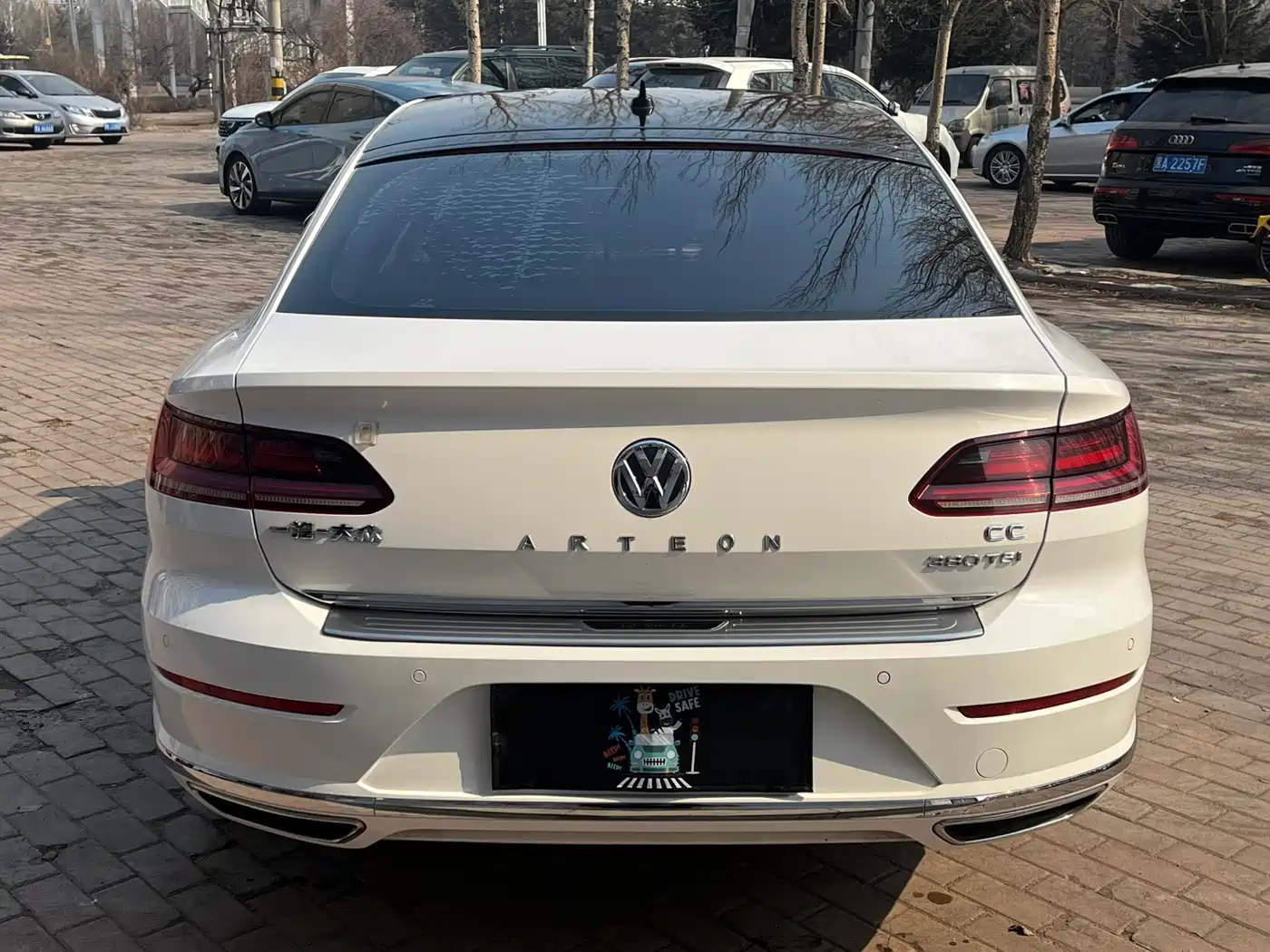Volkswagen FAW-Volkswagen CC 2019 330TSI Luxury Appearance (China V) фото 4