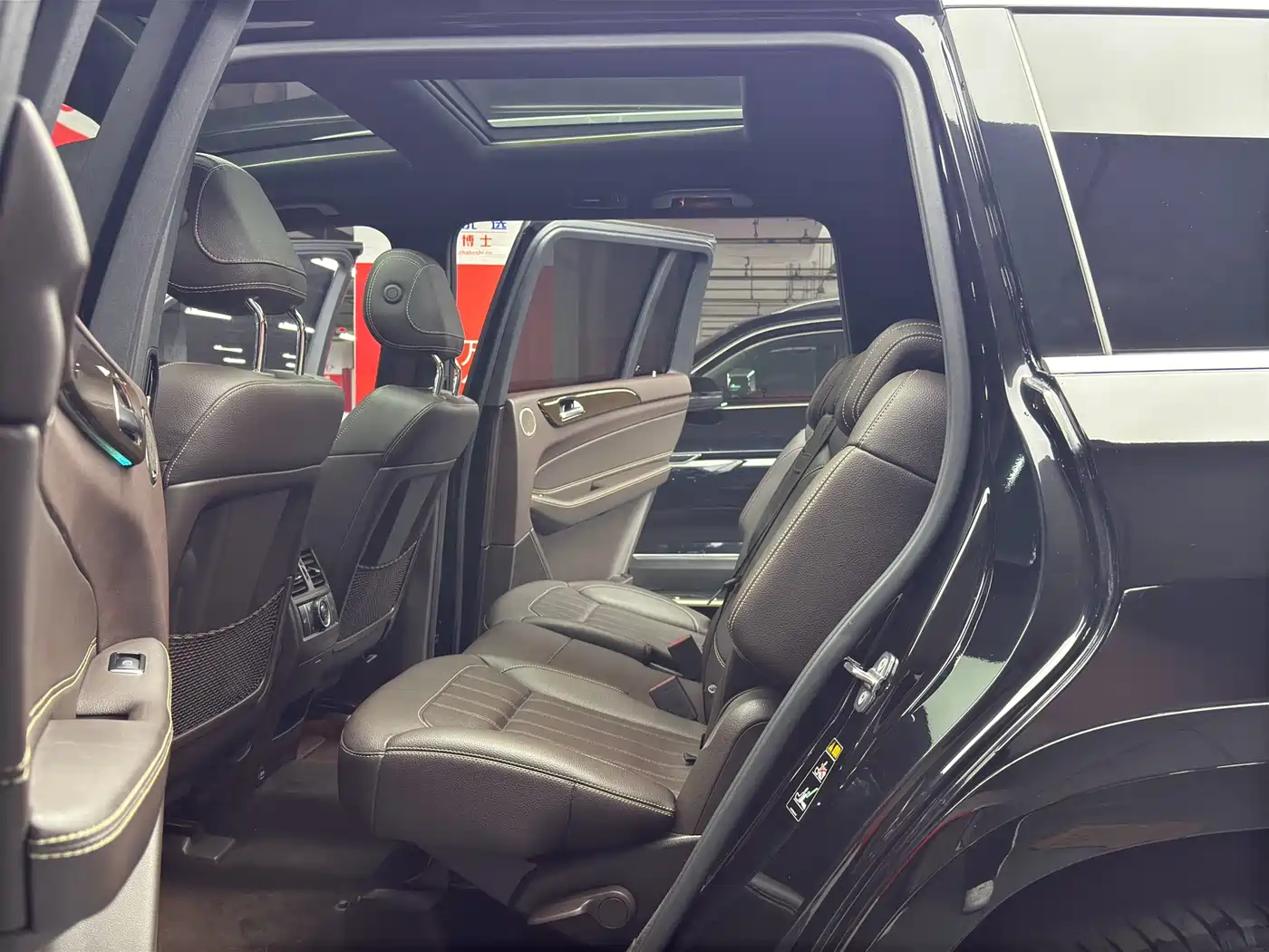 Mercedes-Benz GLS 2018 Facelift GLS 400 4MATIC Sport фото 7