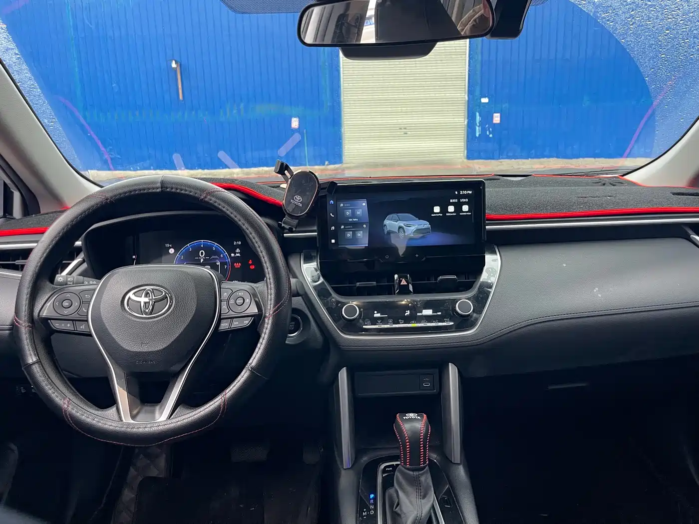 Toyota Frontlander 2023 2.0L CVT Leading Edition фото 8