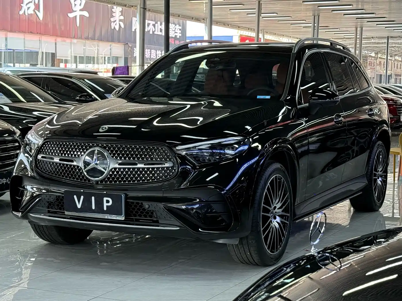 Mercedes-Benz Mercedes-Benz GLC 2024 GLC 300 L 4MATIC Luxury 5-seater