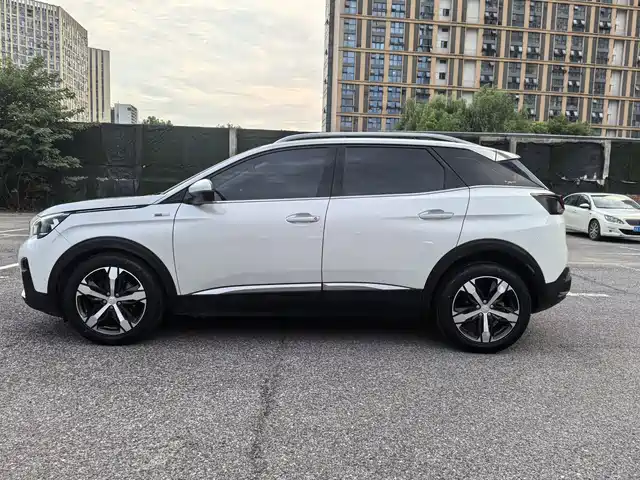 Peugeot 4008 2017 350THP Luxury Edition — фото 4