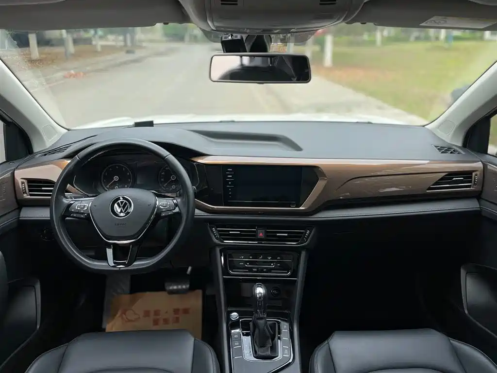 Volkswagen Tharu 2021 Model 280TSI 2WD Comfort Edition фото 13
