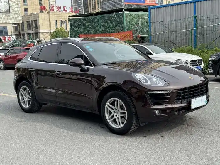 Porsche Macan 2017 Macan 2.0T фото 3