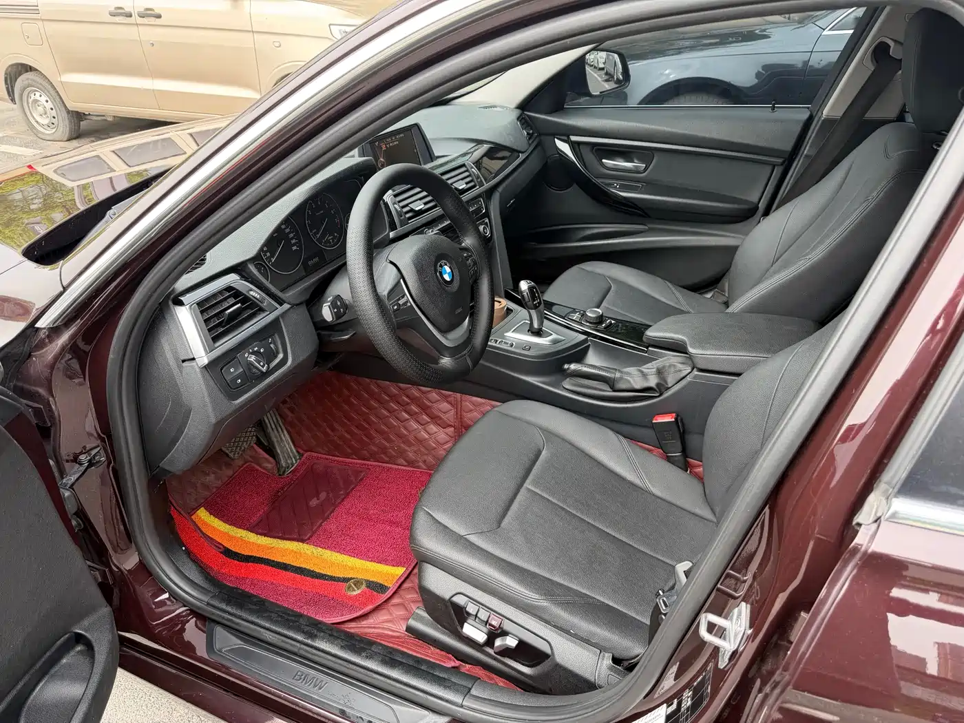 BMW 3 Series 2017 318Li Fashion фото 7
