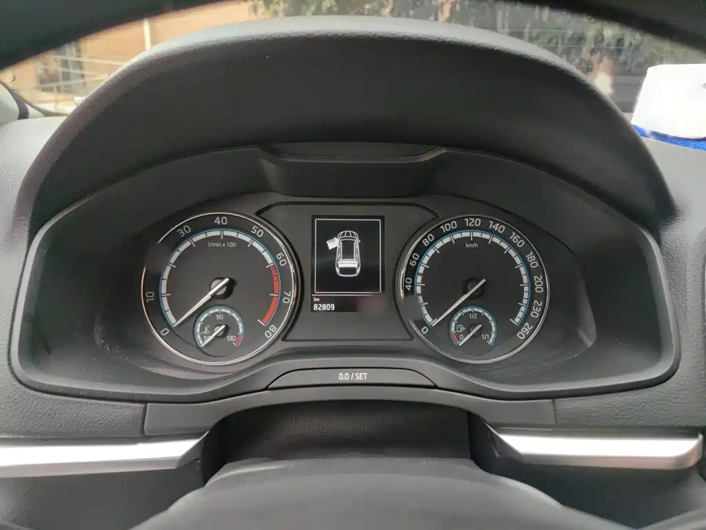 صورة 4 - Škoda Karoq