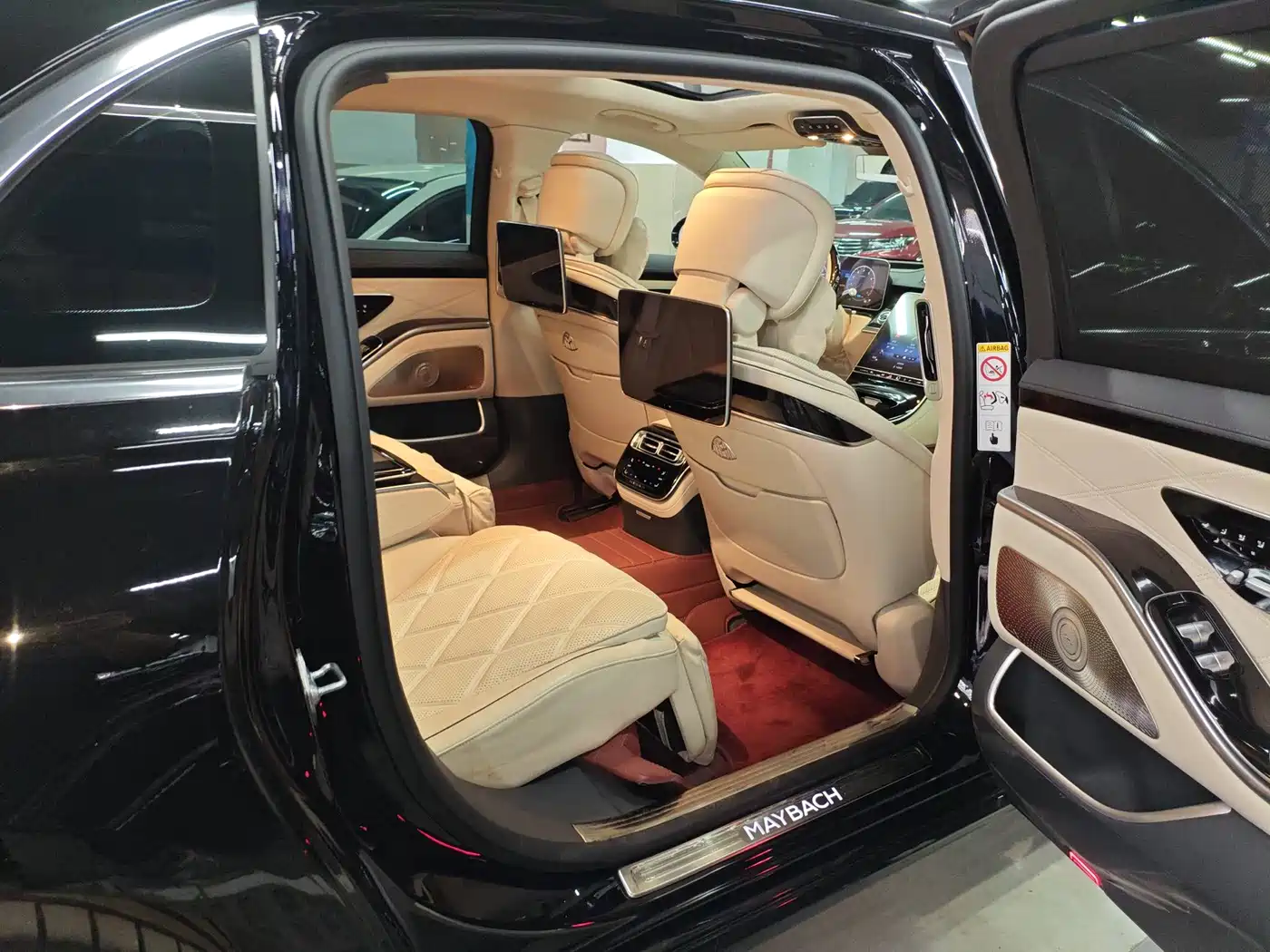 Mercedes-Benz Maybach S-Class 2022 S 480 4MATIC Intelligent Premium Special Edition фото 6
