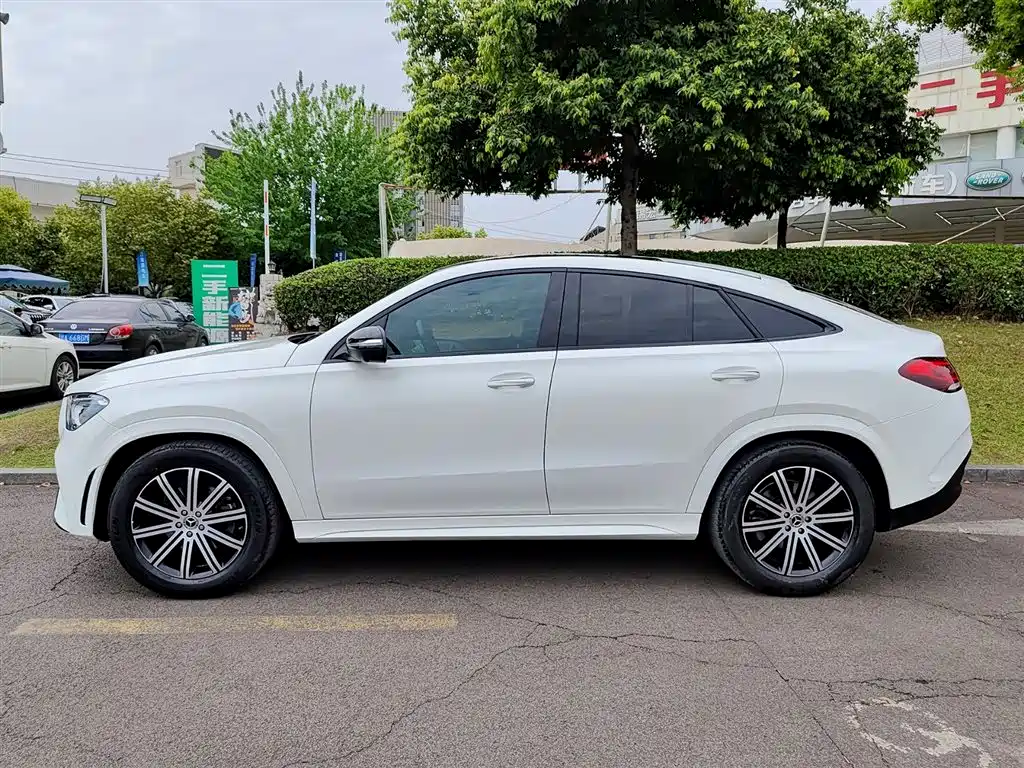 Mercedes-Benz GLE Coupe 2020 GLE 350 4MATIC Coupe SUV Luxury фото 3