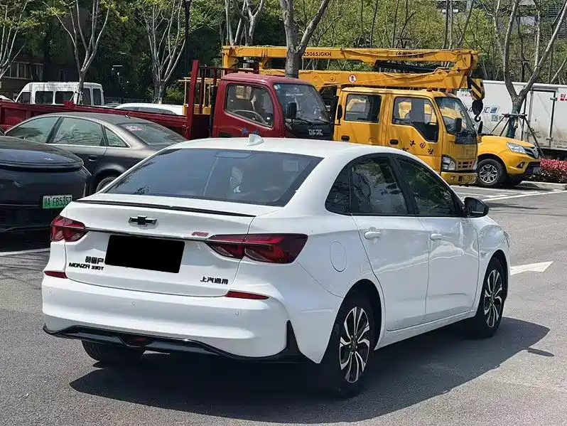 Chevrolet Monza 2019 RS 330T Auto Smooth Edition China VI фото 13