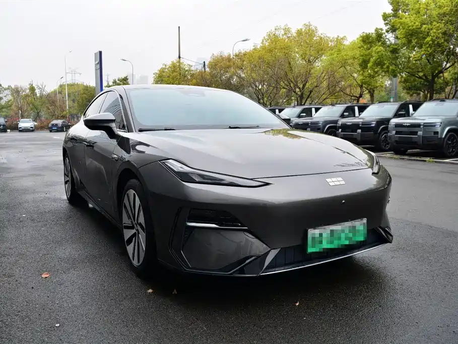 GEELY GALAXY GALAXY E8