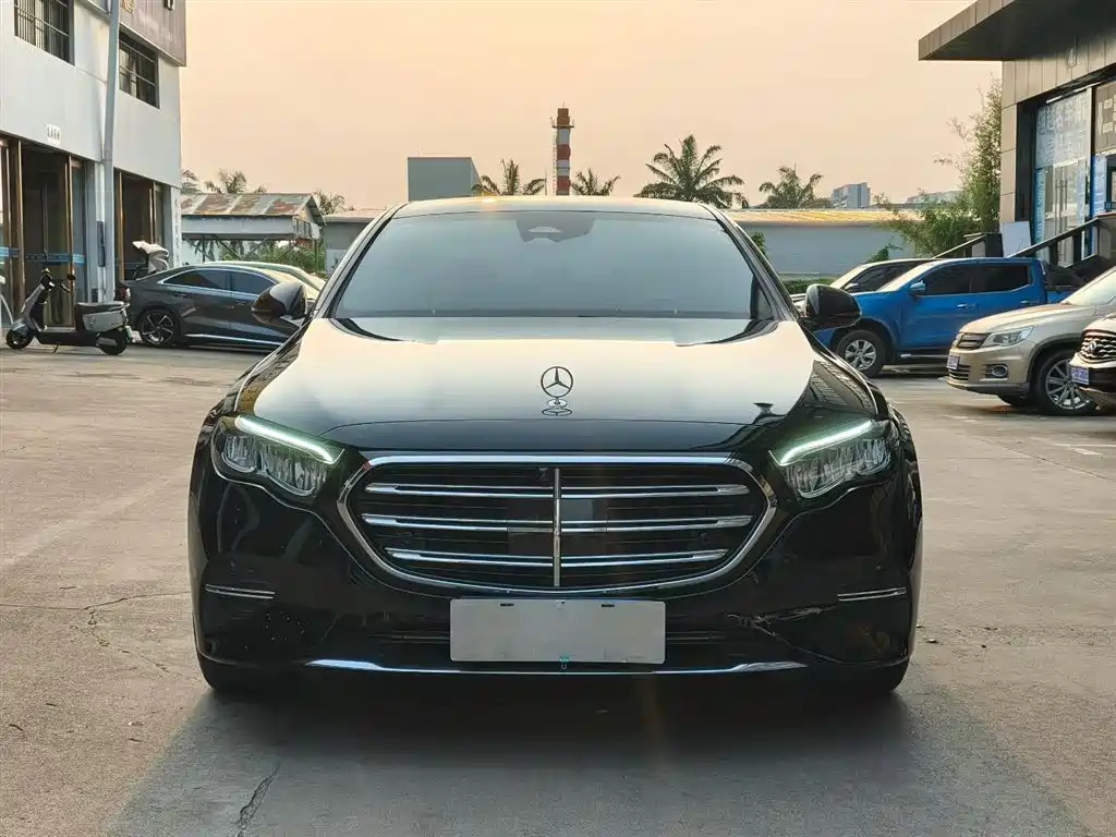 Mercedes-Benz E-Class 2024 Facelift E 260 L фото 2