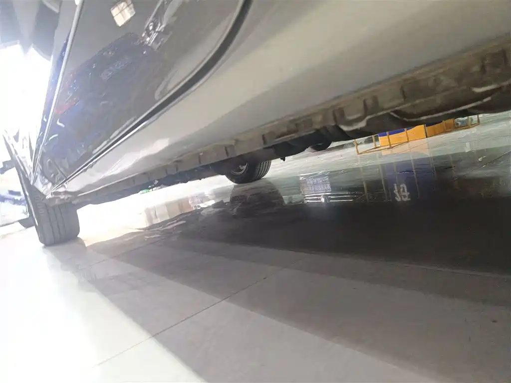 Buick GL8 2018 28T Luxury Model China VI фото 6