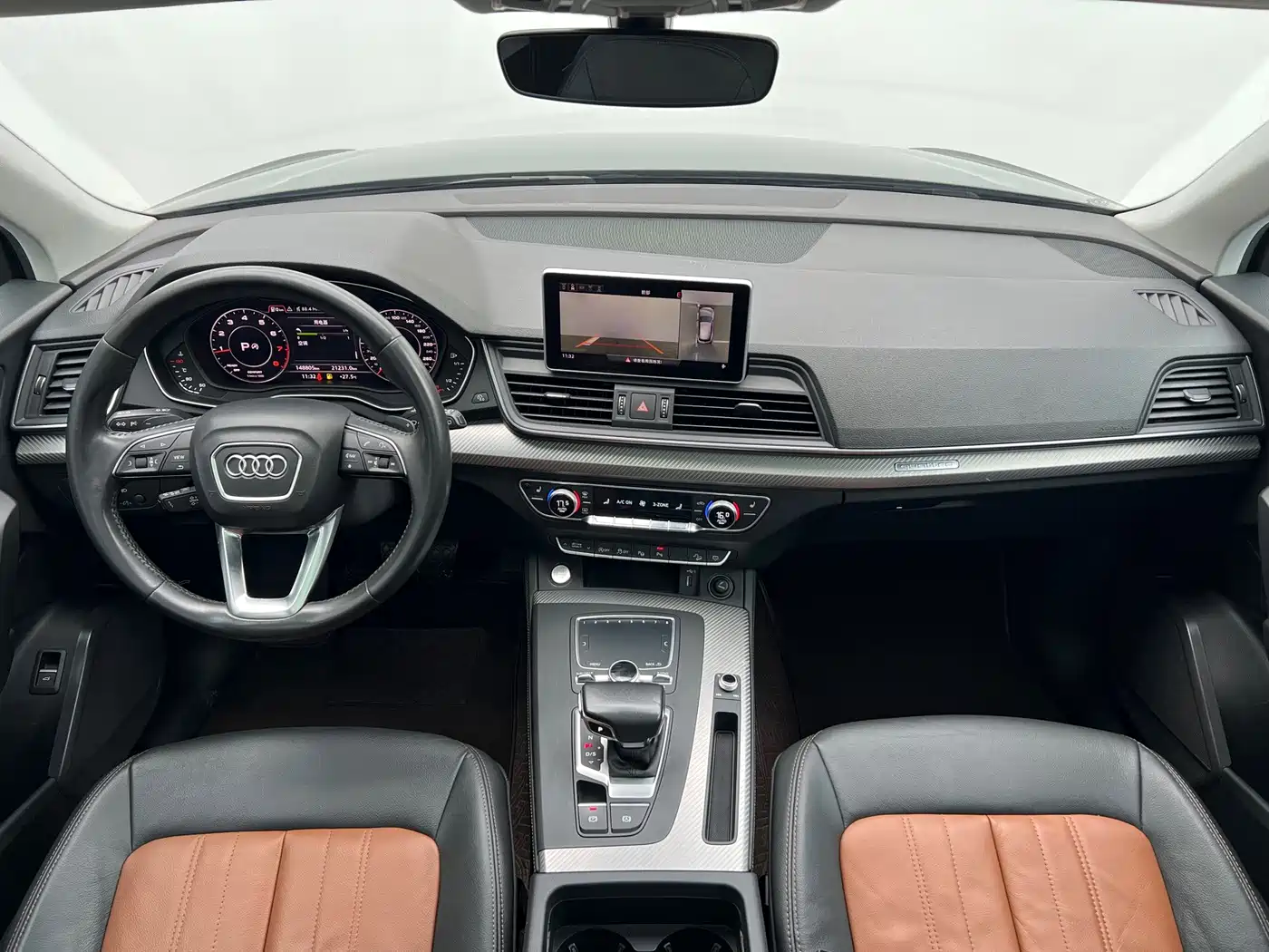 Фото 9 - Audi Q5L