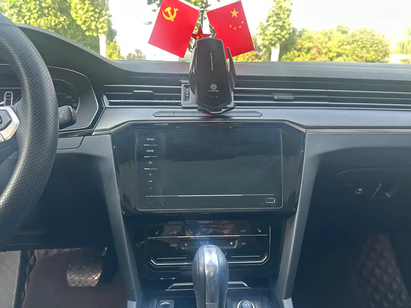 Volkswagen Magotan 2020 330TSI DSG Leading фото 9