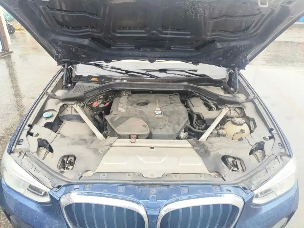 Photo 3 - BMW X3