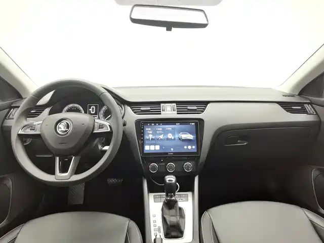 Škoda Octavia 2022 1.5L Automatic Comfort Edition — фото 5