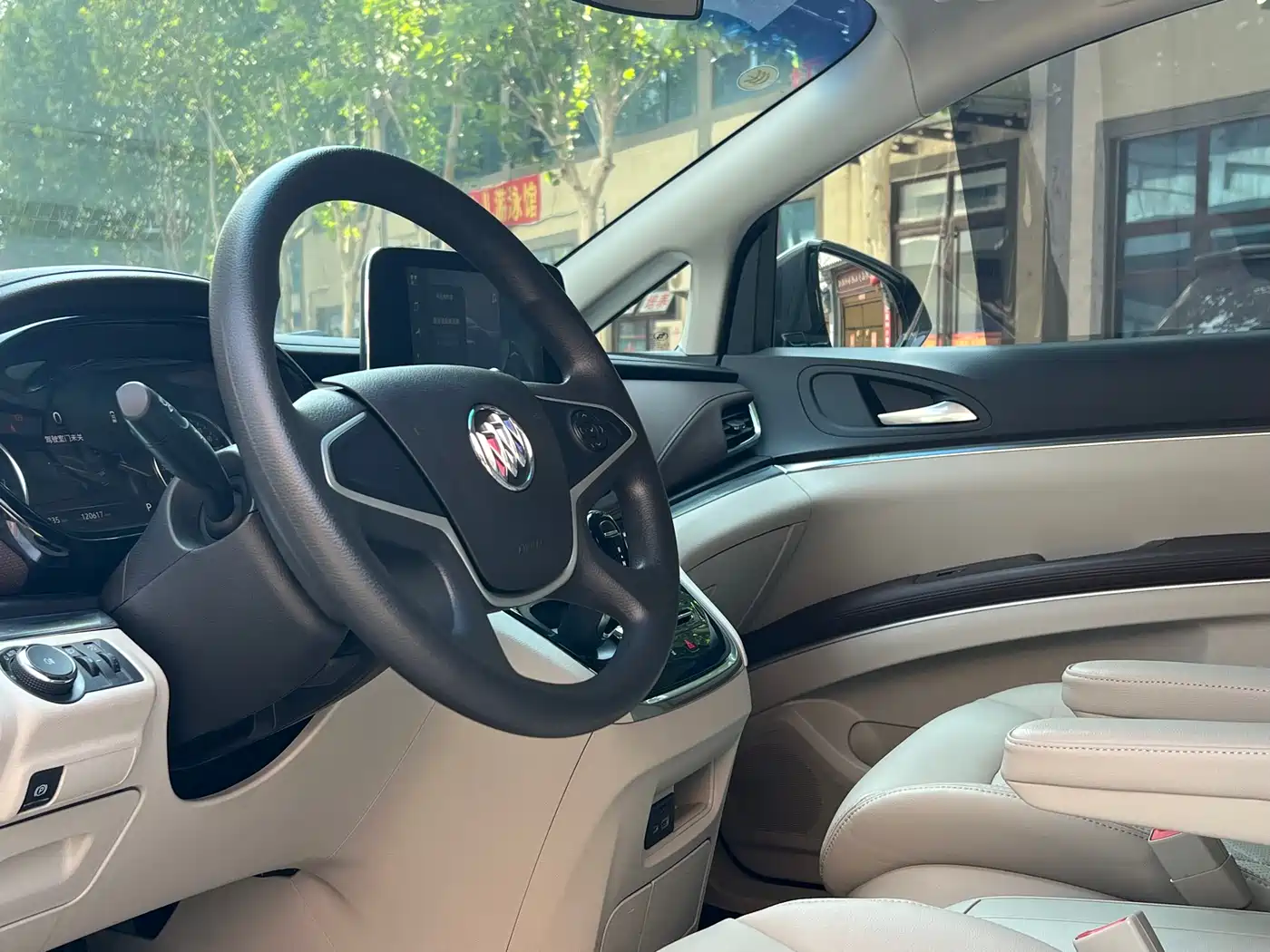 BUICK GL8