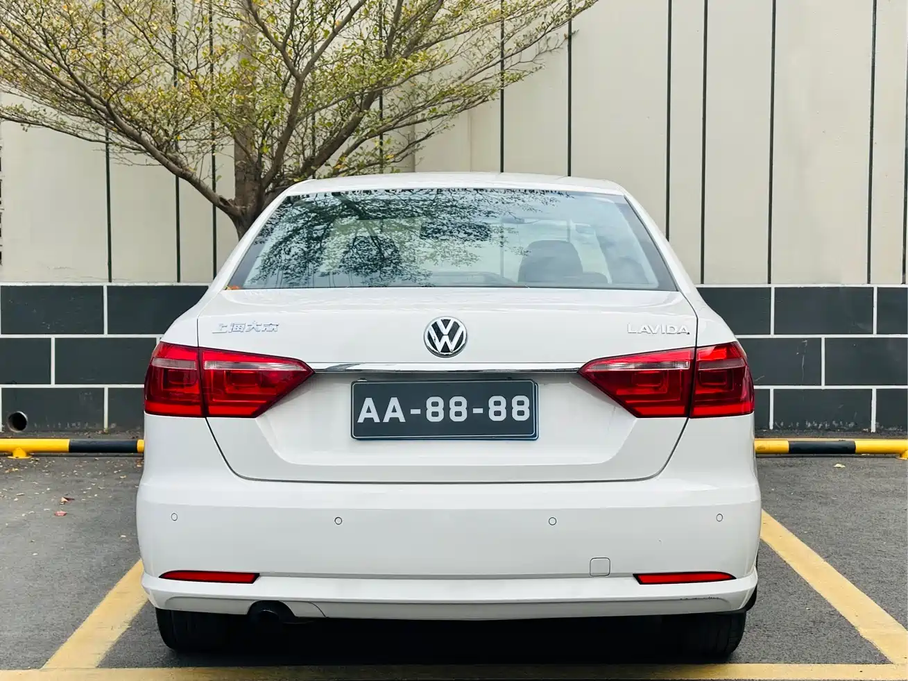 Volkswagen Lavida 2013 Facelift Classic 1.6L Automatic Comfort фото 24