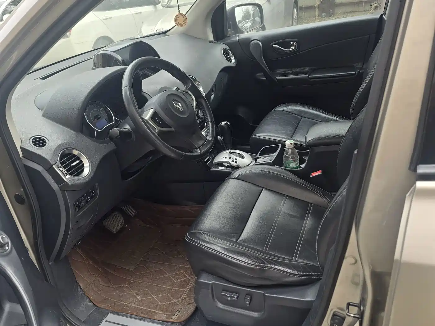 Renault Koleos (Import) 2013 2013 2.5L 2WD Comfort Edition