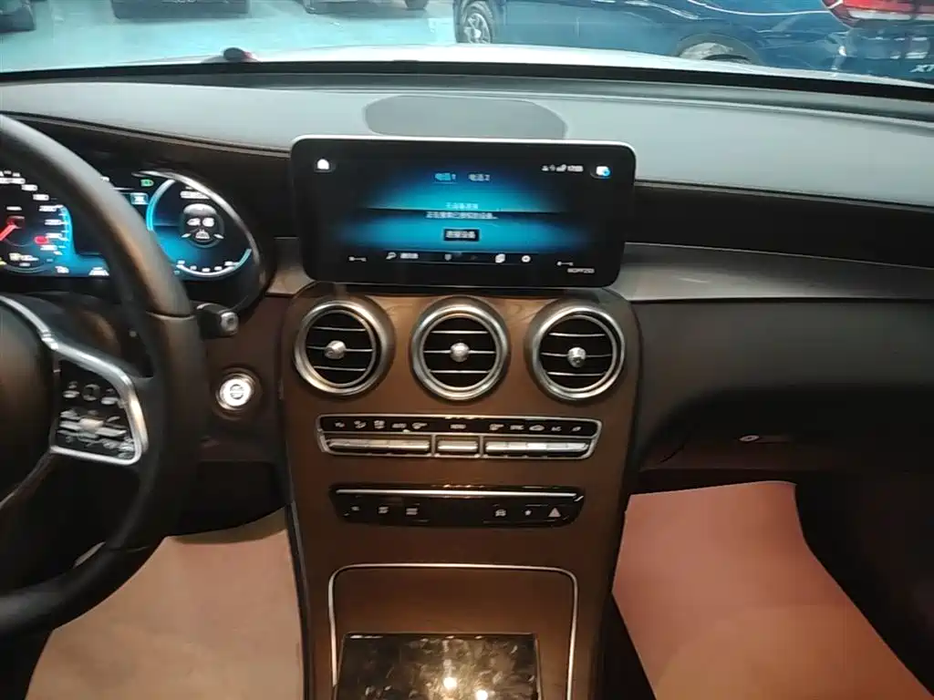 Mercedes-Benz GLC 2020 GLC 300 L 4MATIC Dynamic фото 13