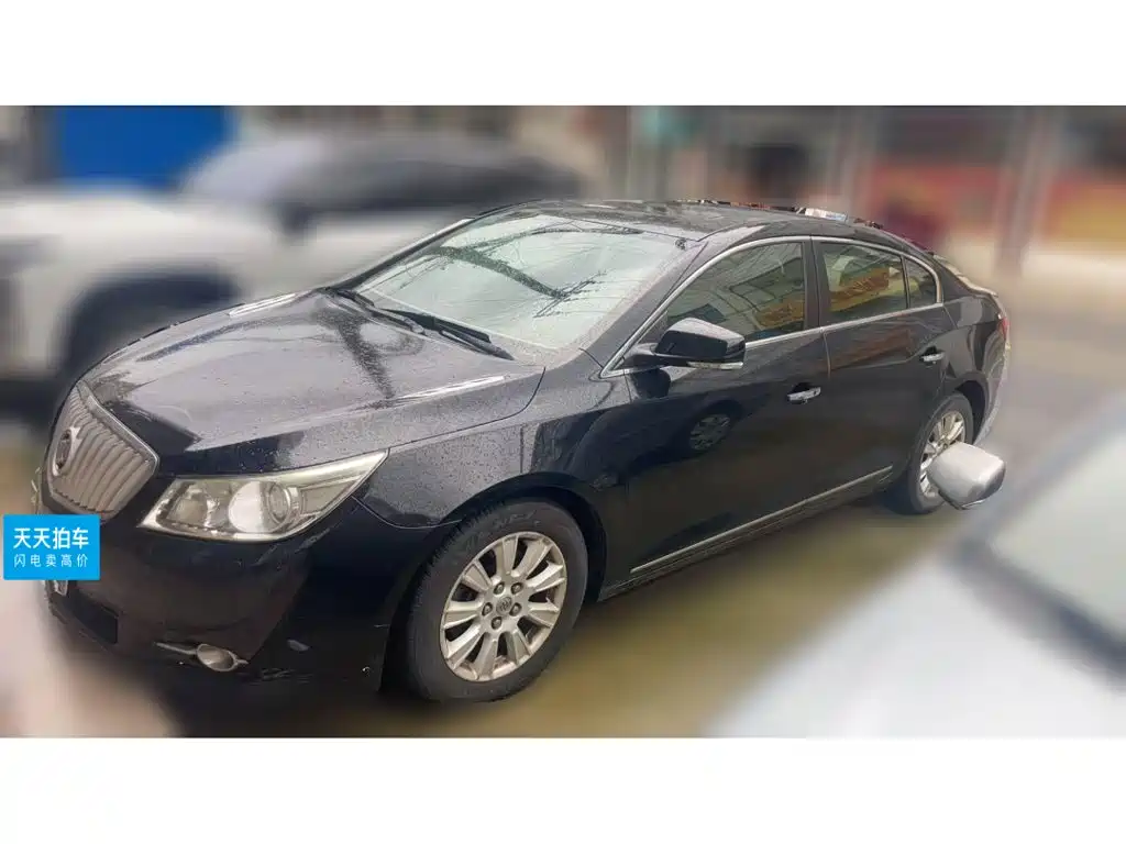 Фото 1 - Buick LaCrosse