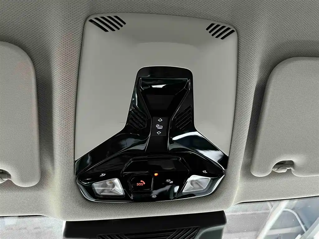 BMW X1 2023 sDrive20Li X Design Package фото 8