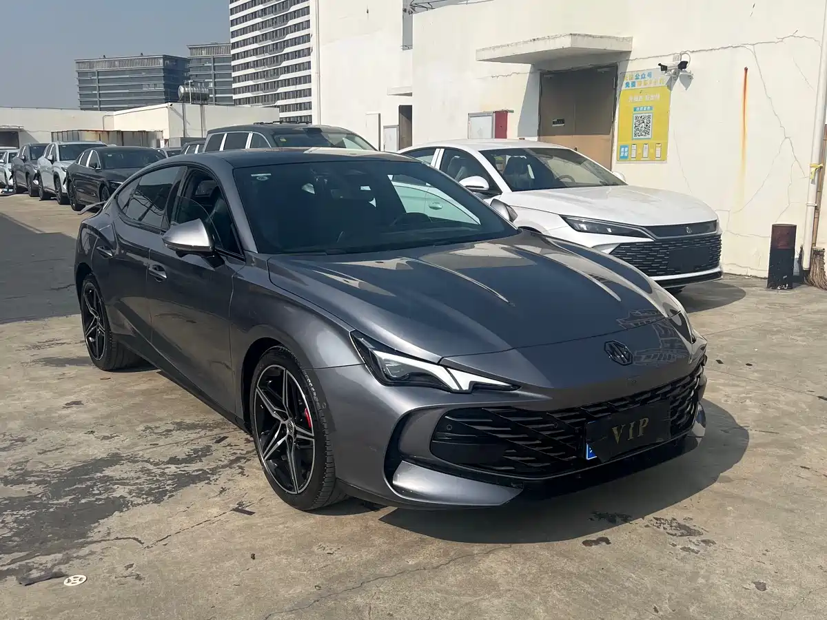 MG MG7