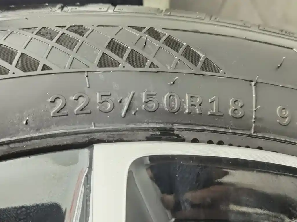 Hongqi H6, миниатюра 24