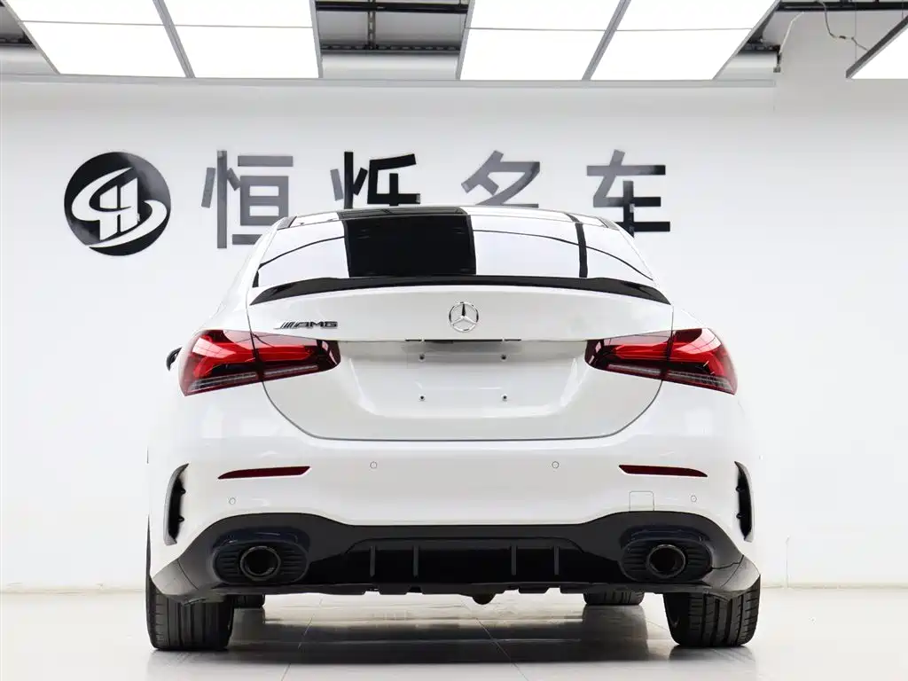 Mercedes-Benz A-Class AMG 2023 Model Year AMG A 35 L 4MATIC фото 29