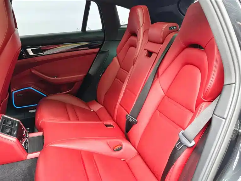 PORSCHE PANAMERA NEW ENERGY