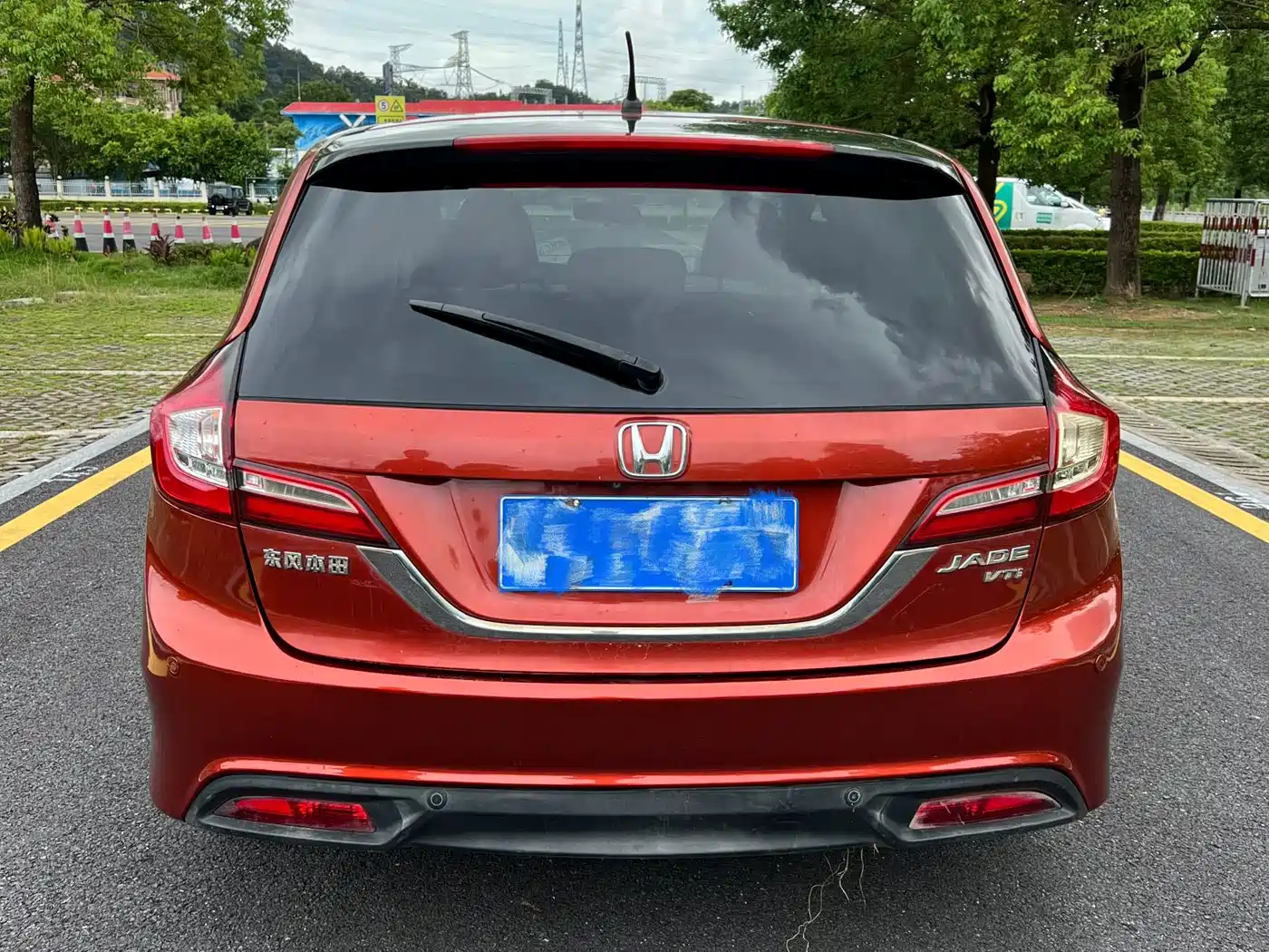 Фото 4 - Honda Jade