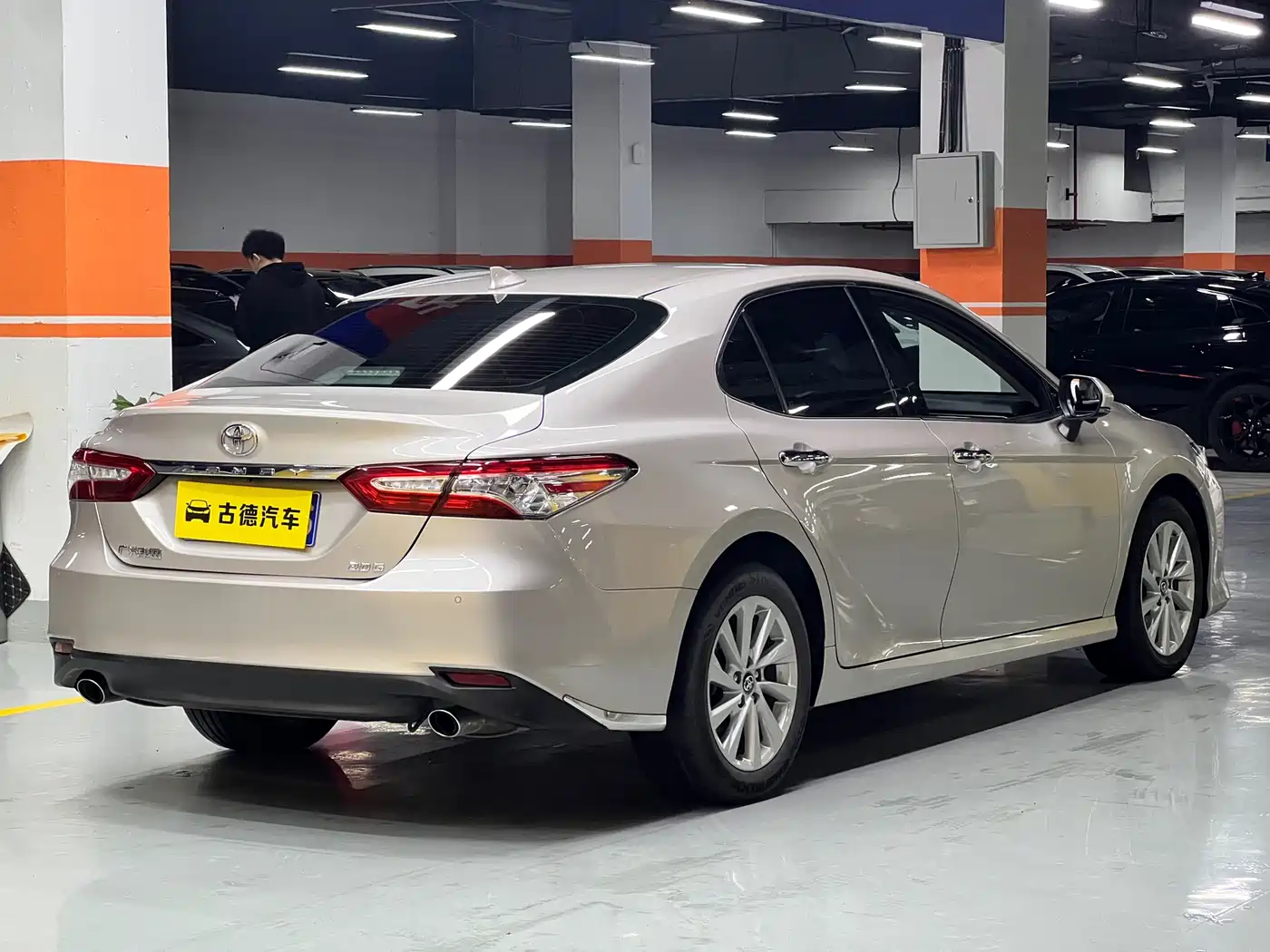 Toyota Camry 2023 2.0G Luxury Edition фото 7