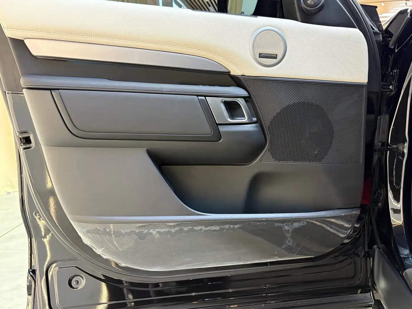 Land Rover Discovery 2024 2024 360PS Dynamic SE