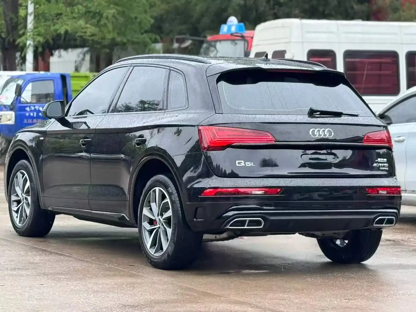 Audi Q5L 2023 40T Luxury Dynamic фото 9