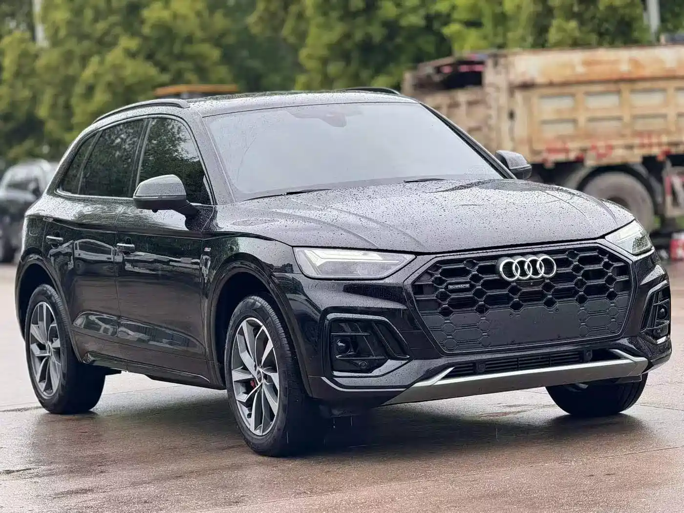 Audi Q5L 2023 40T Luxury Dynamic фото 3