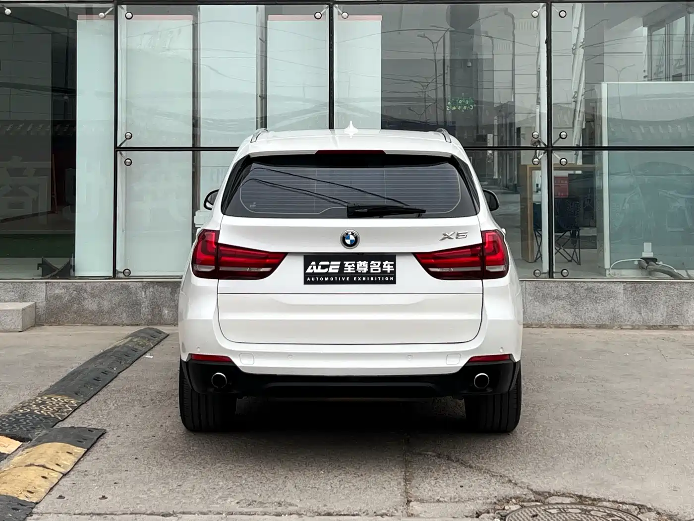 BMW X5 (Import) 2014 xDrive35i Leading фото 5