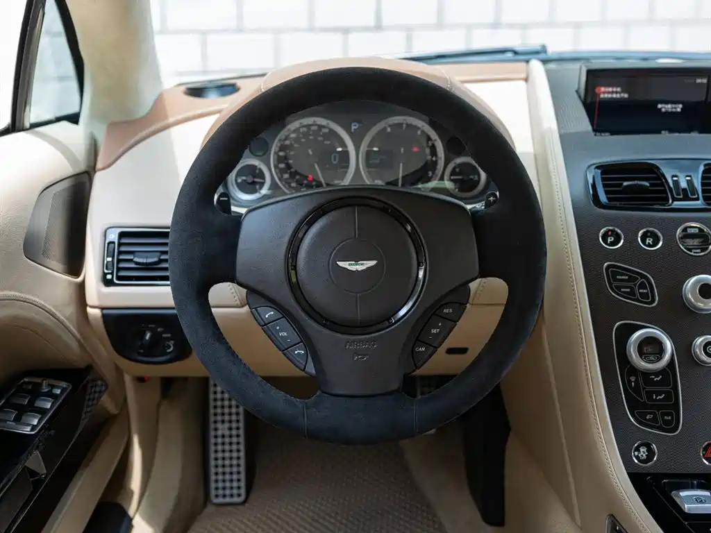 Aston Martin Rapide 2017 6.0L S фото 11