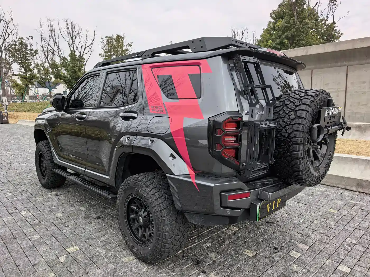 TANK TANK 400 NEW ENERGY