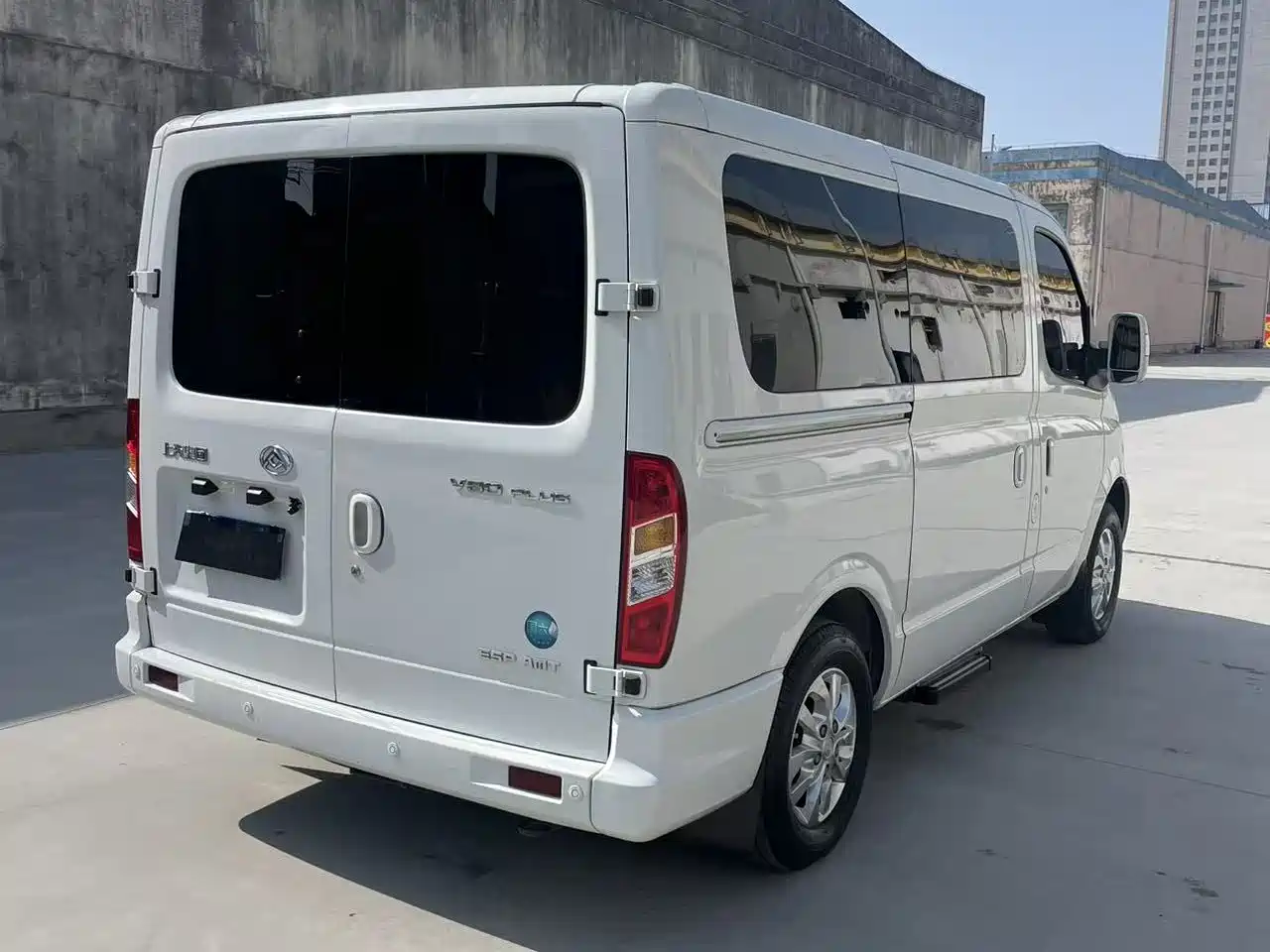 SAIC MAXUS XINTU V80