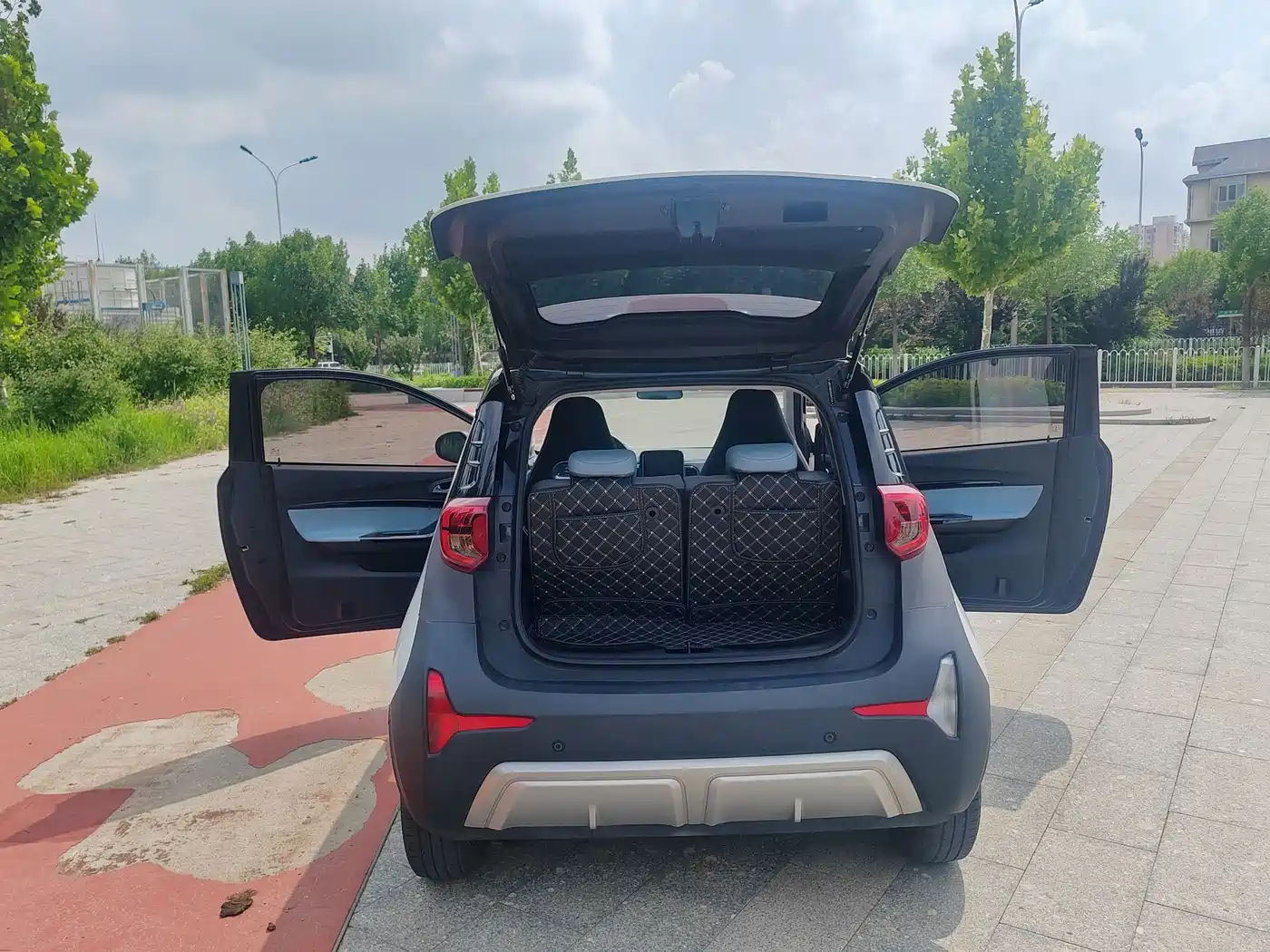 QQ New Energy Little Ant 2023 2022 Facelift Sweet Edition Full Sugar LFP 30.7kWh 30kW 301km