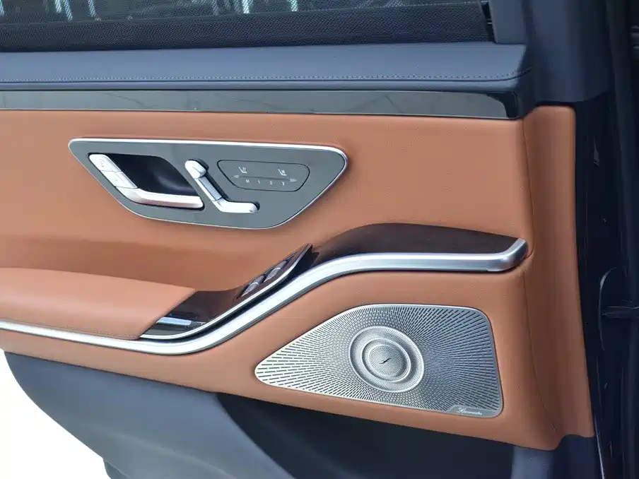 Mercedes-Benz S-Class 2024 S 400 L Luxury Edition фото 12