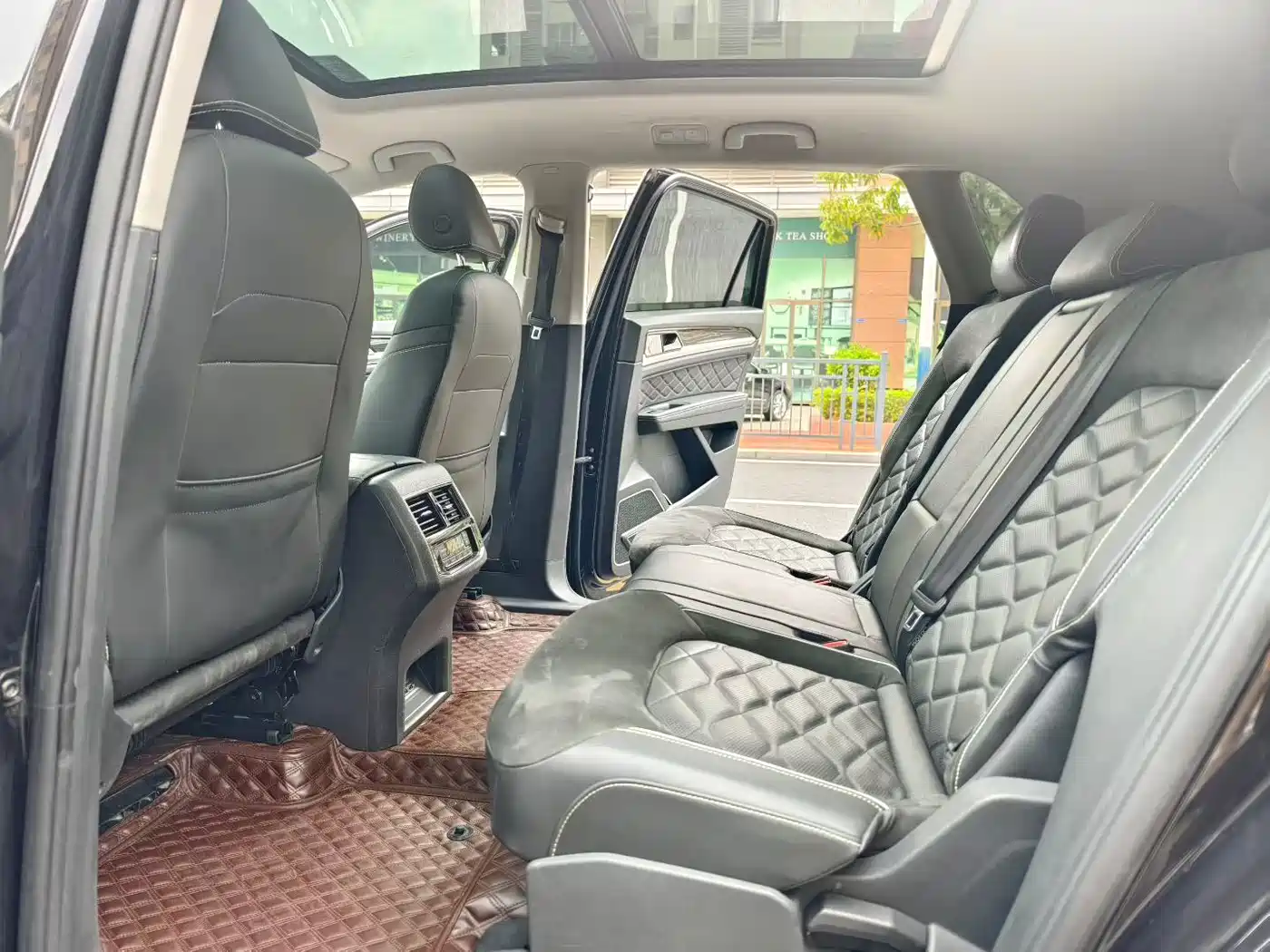 Volkswagen Teramont 2019 Model Teramont X 380TSI 4WD Prestige Luxury Edition фото 15