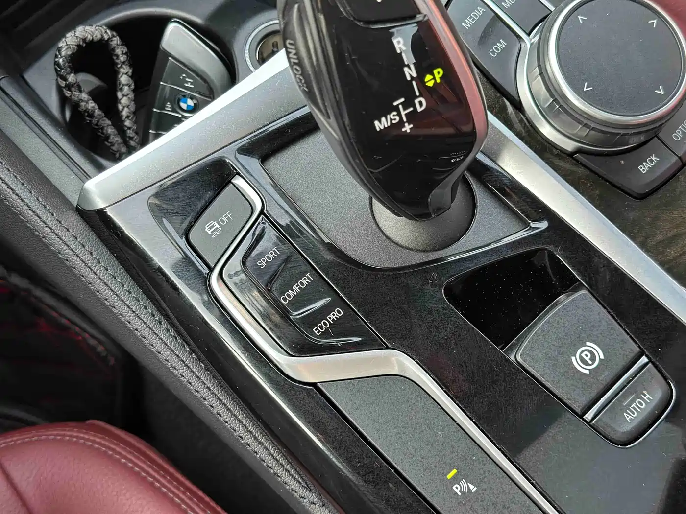 BMW 5 Series 2019 530Li Leading M Sport Package фото 17