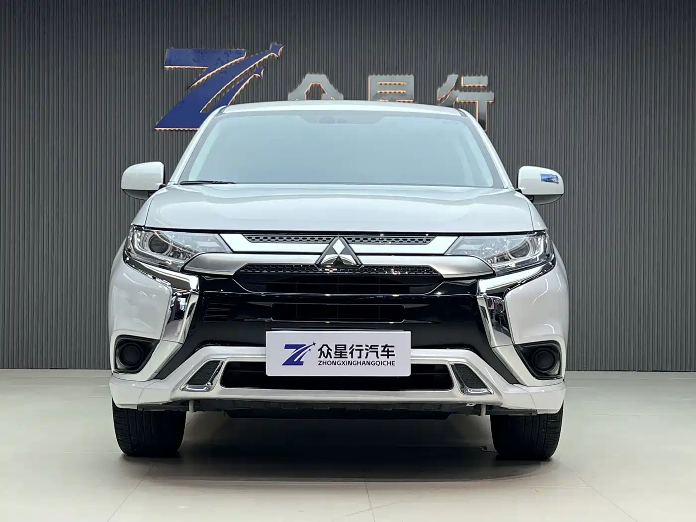Mitsubishi Outlander 2023 2021 Facelift 2.0L 2WD Comfort Edition 5-Seater